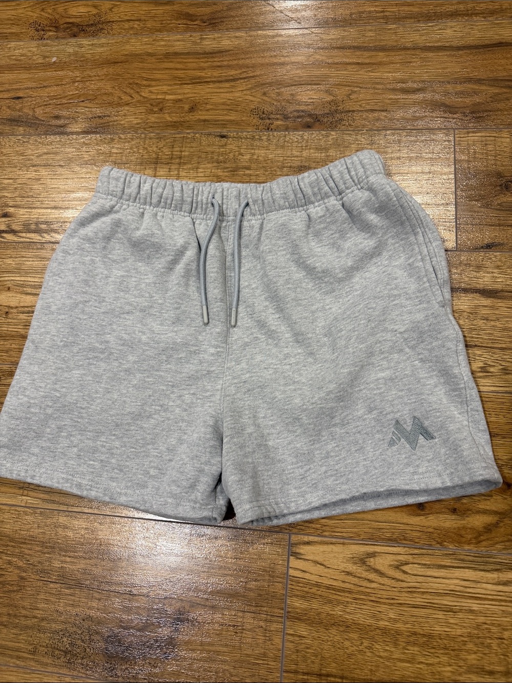 Women's Mentality Light Gray Athletic Drawstring Sweat Shorts Logo Sz Small